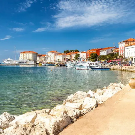 아파트 In - Istrien 9872 *